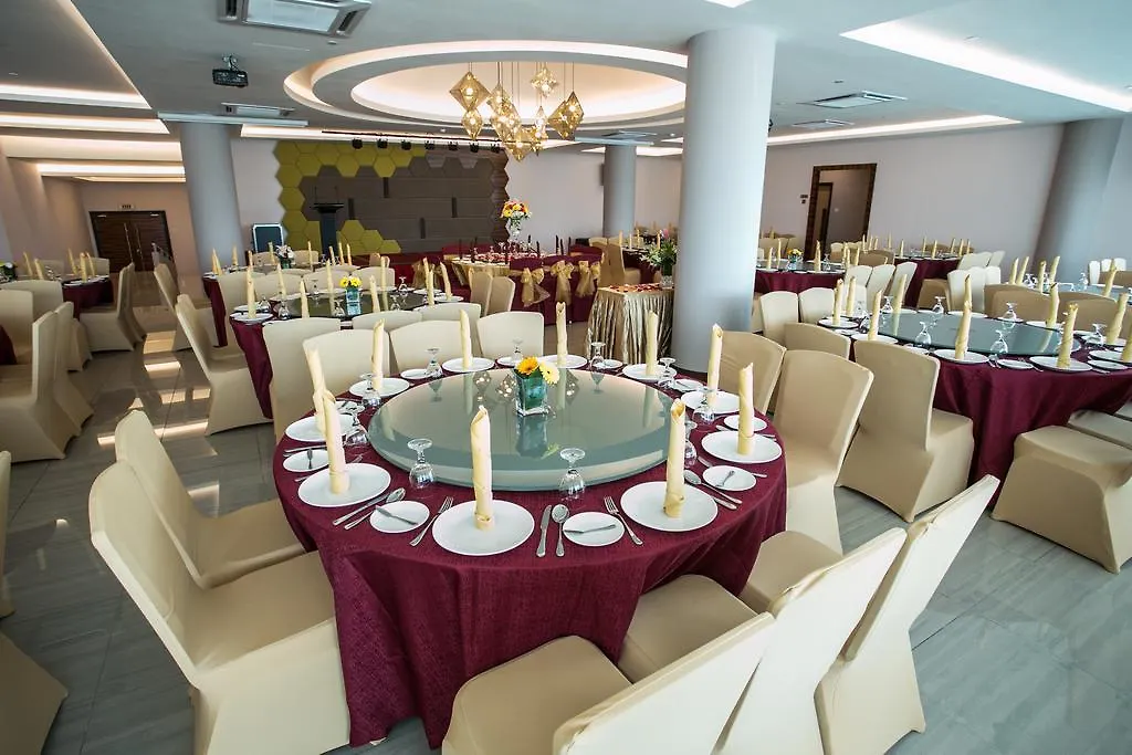V8 Hotel Τζόχορ Μπάχρου 4*,  Μαλαισία