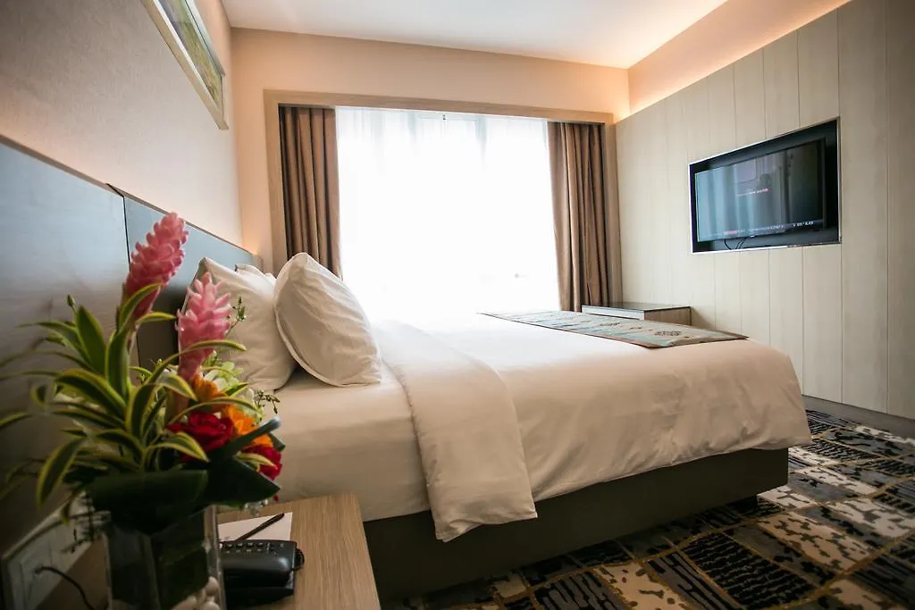 V8 Hotel Τζόχορ Μπάχρου
